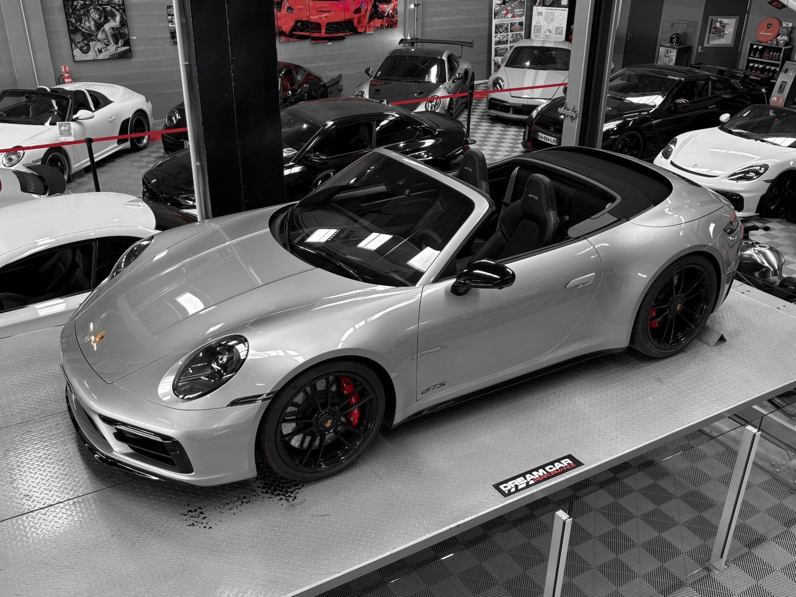 PORSCHE PORSCHE 992 GTS CABRIOLET 480 * Gris Argent GT