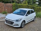Hyundai i20 1.1 CRDi   - Hyundai i20 Gebrauchtwagen in Chemnitz