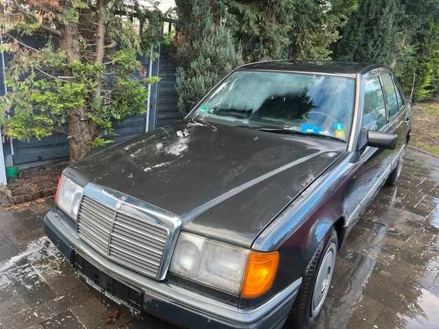 Mercedes-Benz Mercedes 200 E W124