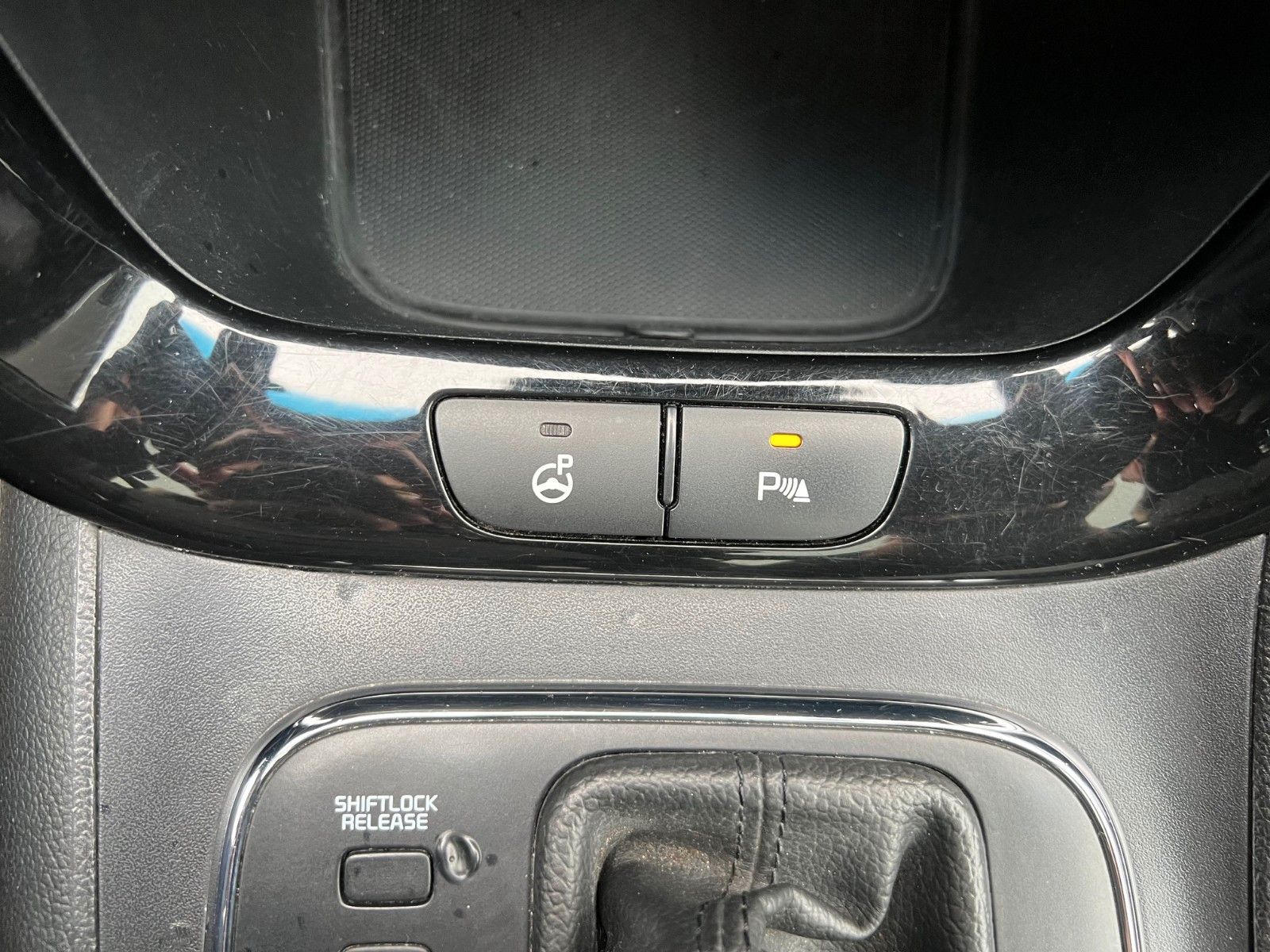 Fahrzeugabbildung Kia KIA CEED 1.6 DCT SPIRIT AUTOMATIK PANORAMADA