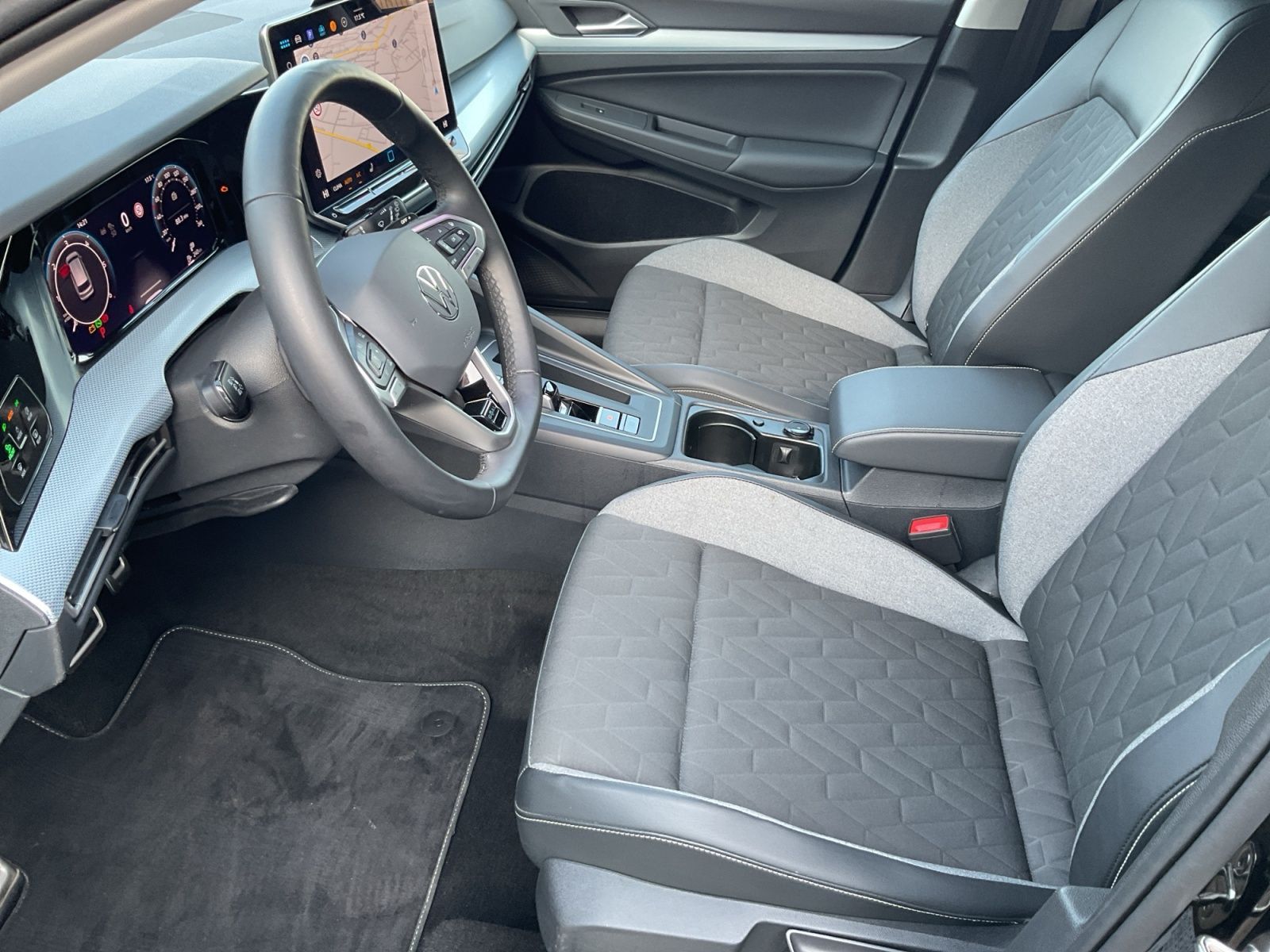 Volkswagen Golf - Bild 9