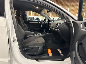 Audi A3 Sportback e-tron sport*2. Hand*Klima*Navi*LED