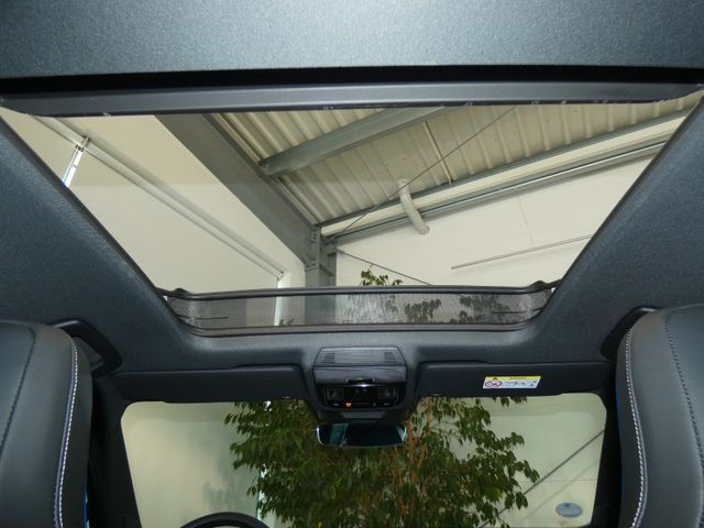 Tiguan 2.0 TDI 4Motion R-Line AHK PANO MATRIX