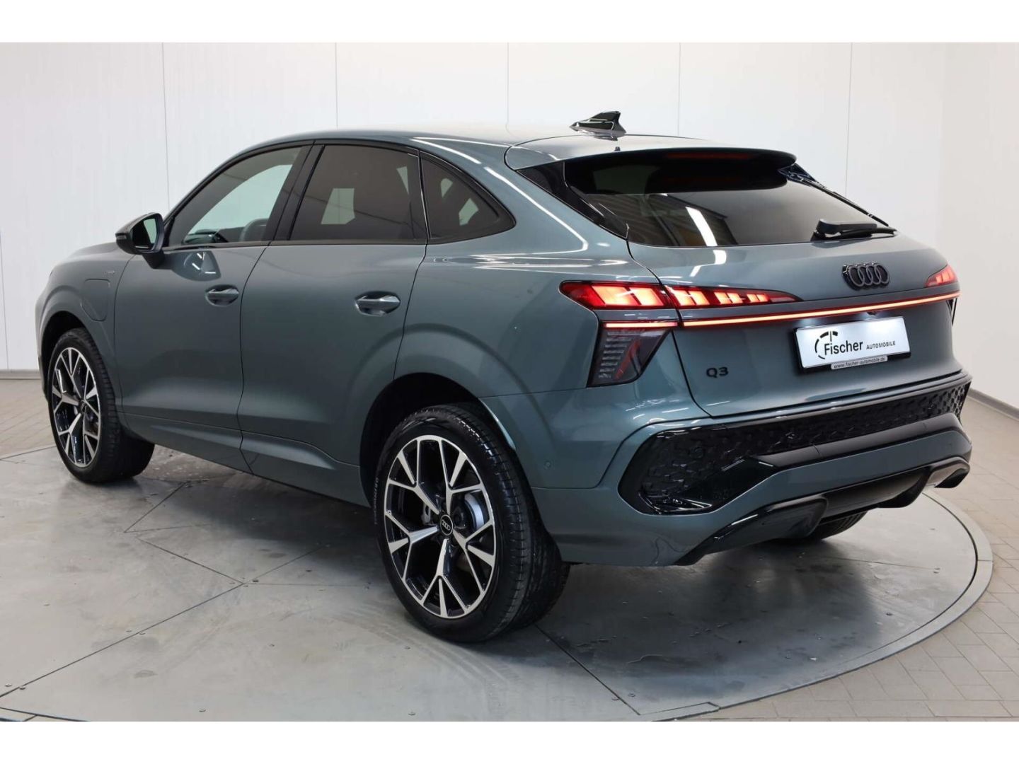 Audi Q3 Sportback e-hybrid S line foto 4