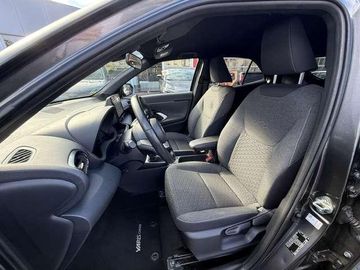 Toyota Yaris Cross - 10