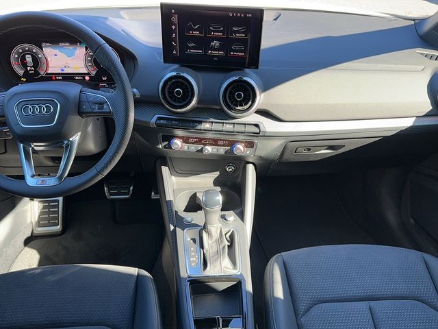 Q2 S line 35 TFSI 110150 kWPS S tronic