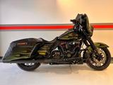 Harley-Davidson street glide cvo, Deutsch