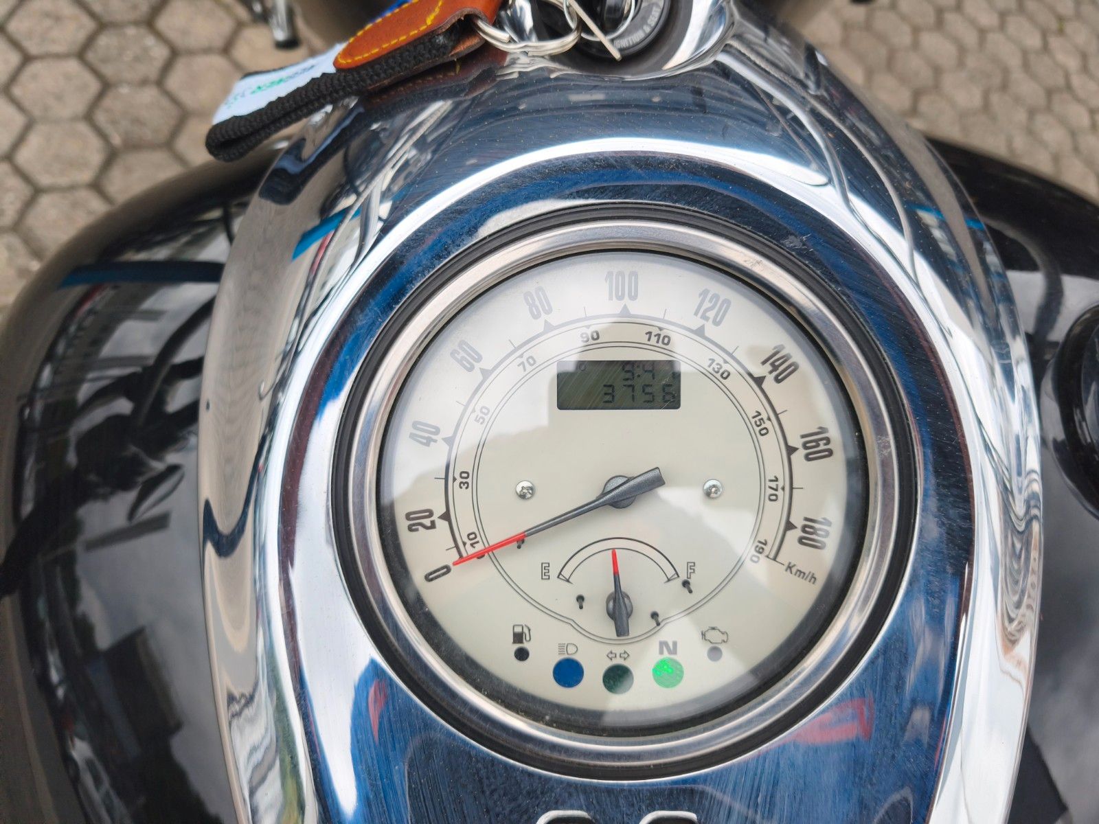 Fahrzeugabbildung Yamaha XV 1600 WILD STAR  Für 5400.-€ bearbeitet