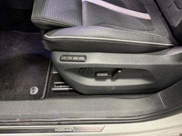 Skoda Kodiaq 1.5 TSI Sportline AHK*Pano*Matrix*7-Sitze