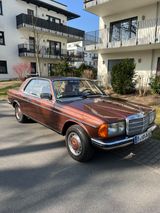 Mercedes-Benz 230 C - W 123 Klassiker in Bestzustand  - Mercedes-Benz: Klassik