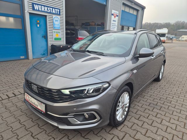 Fiat Tipo Kombi 1.6 Multijet Life LED NAV ACC