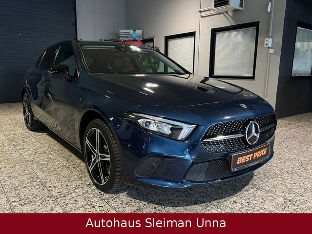 Mercedes-Benz A 250 e/Automatik/MBUX/Navi/LED/Alu/Night-Paket