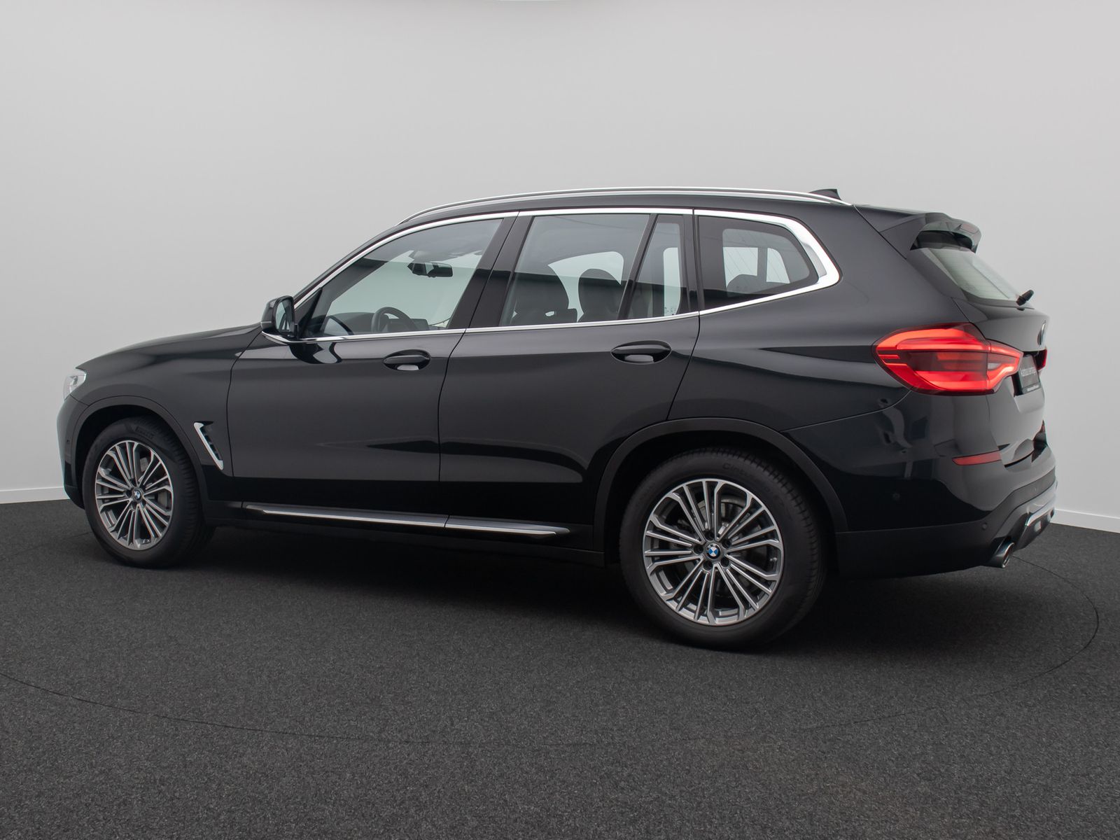 Fahrzeugabbildung BMW X3 xD30d Luxury Line DAB Kamera LED Alarm 19Zoll