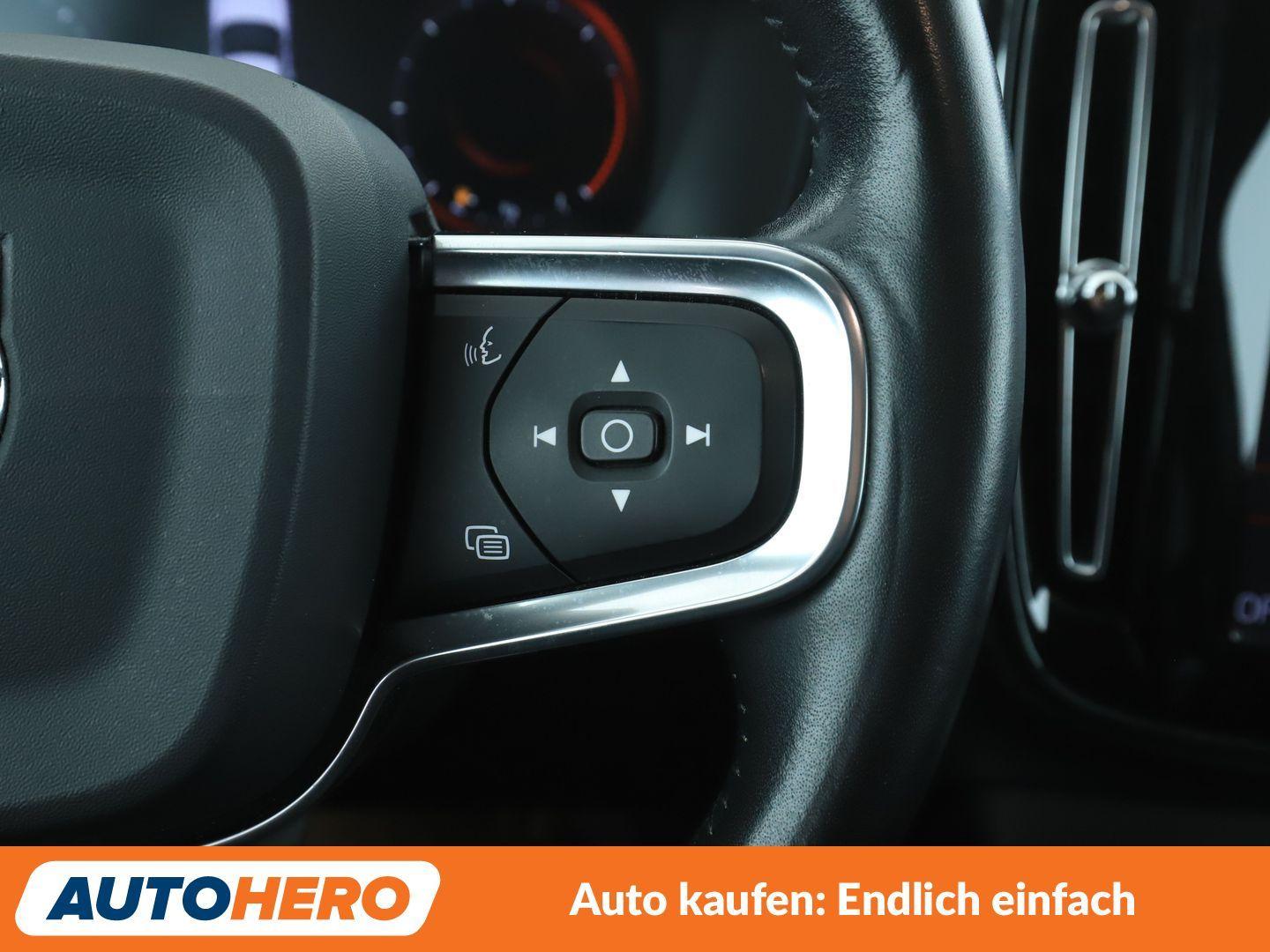 Volvo XC40 2.0 D3 Momentum AWD Aut.*NAVI*VC*TEMPO*CAM*