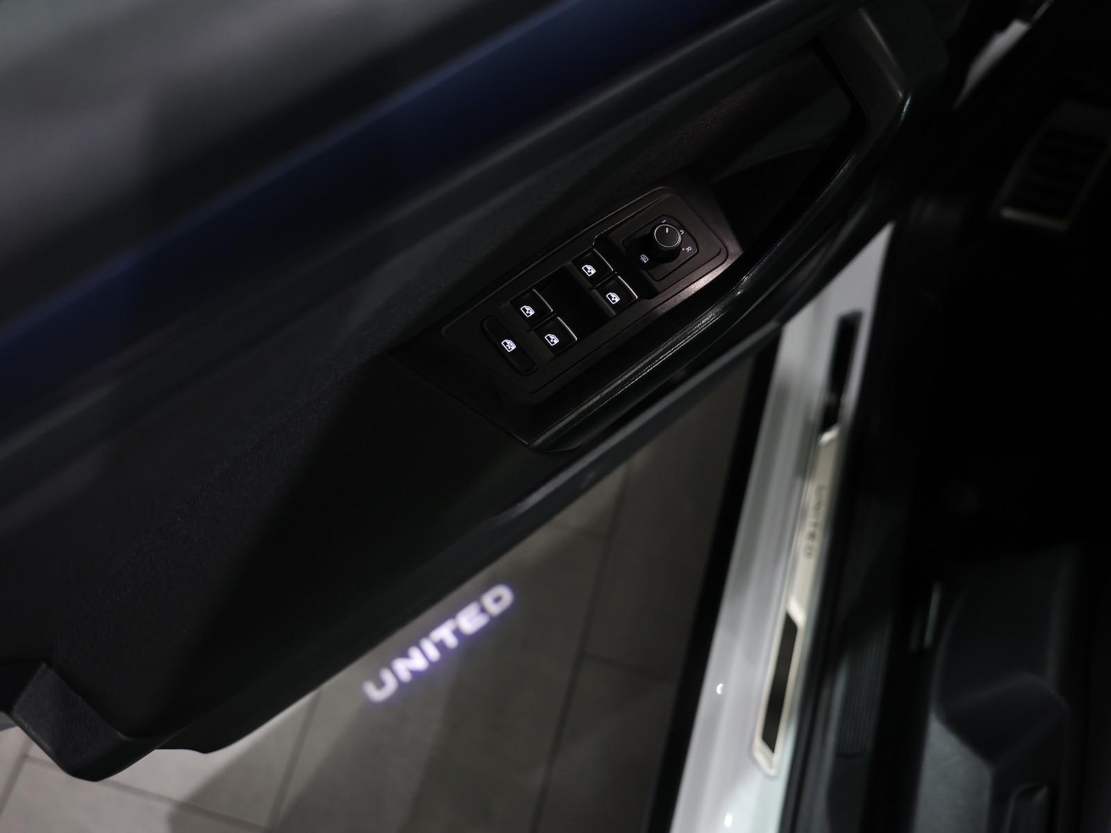 Volkswagen T-Roc 1.5 TSI DSG UNITED R-LINE SPORT / LED, AID, миниатюра 15