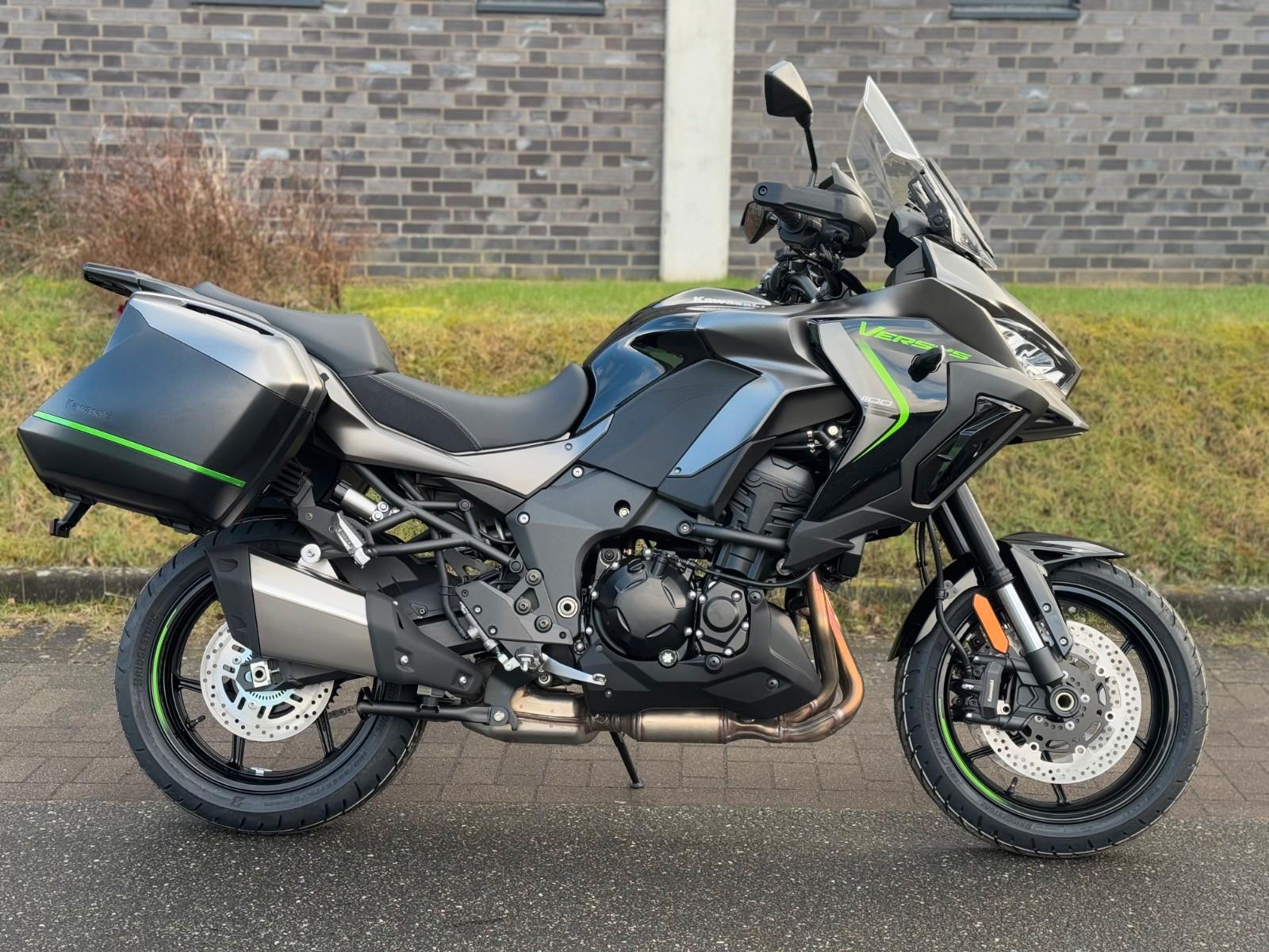 Kawasaki Versys 1100 Tourer*Tempomat*Koffer