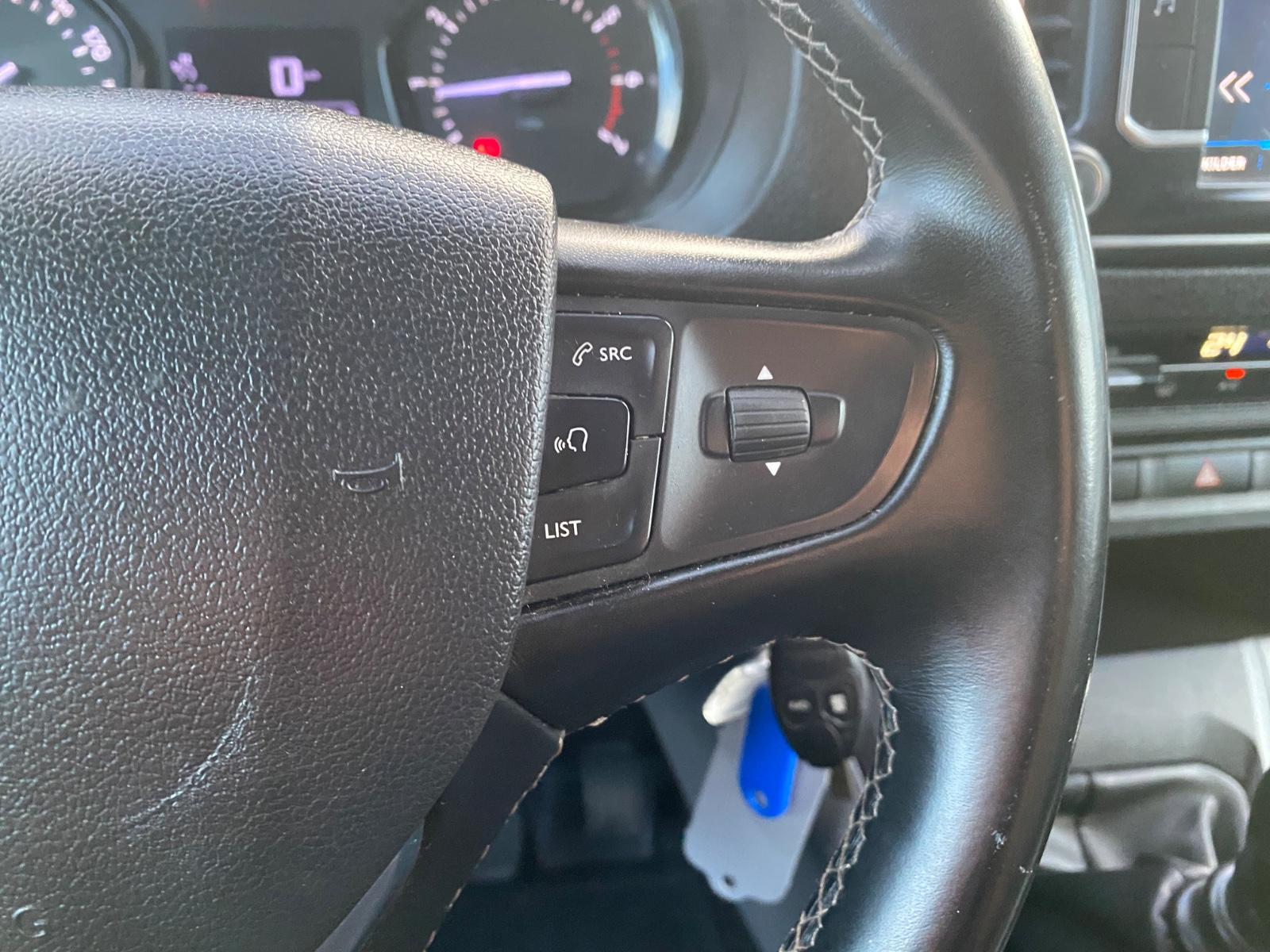 Peugeot Expert Premium lang L2 Standheiz. R.Cam AHK SHZ