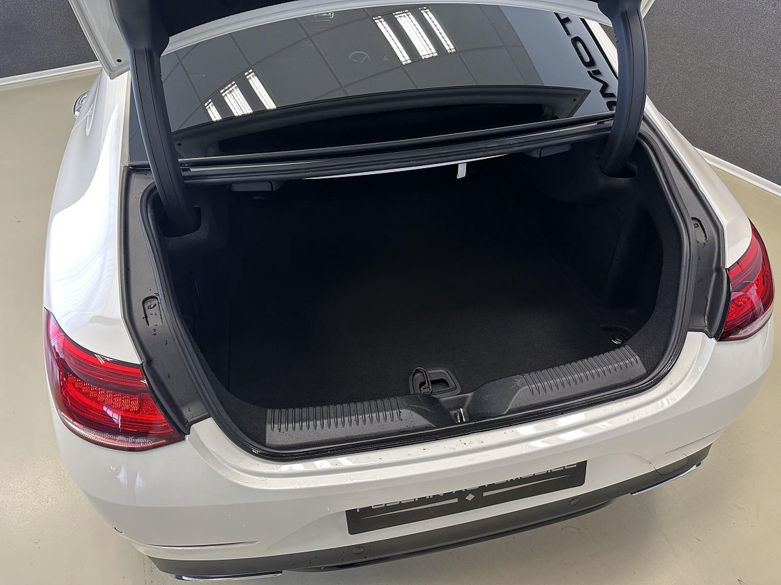 Mercedes-Benz CLS 220 d AMG-Line Burmester 360° Widescreen ACC