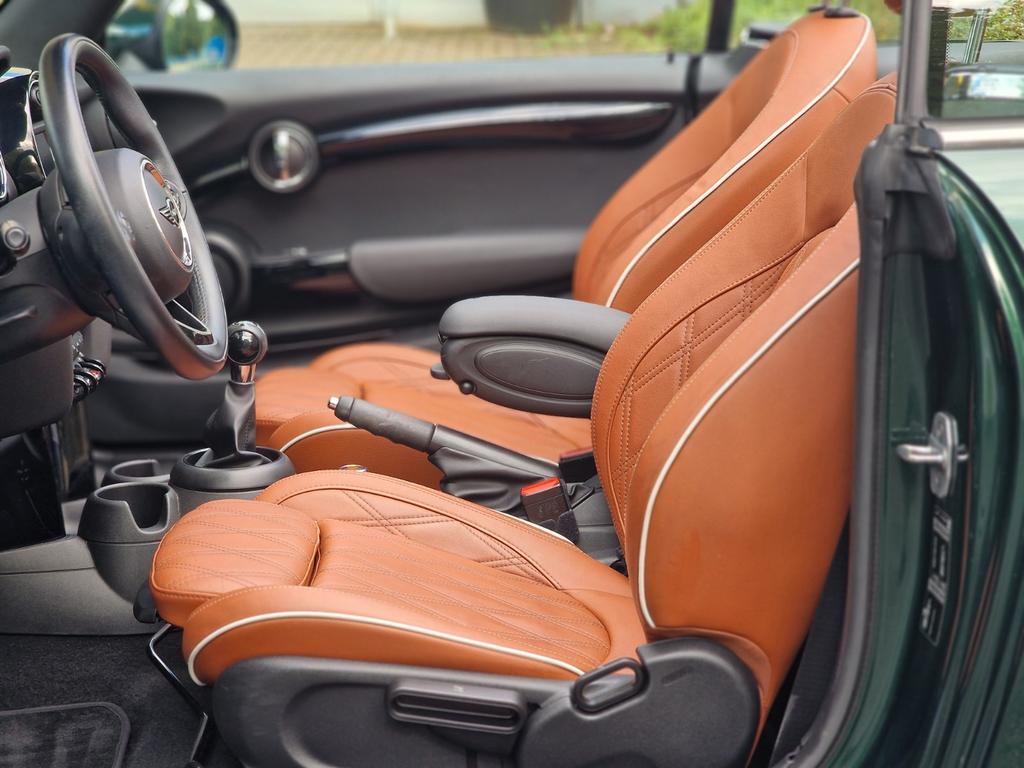 MINI Cooper Cabrio