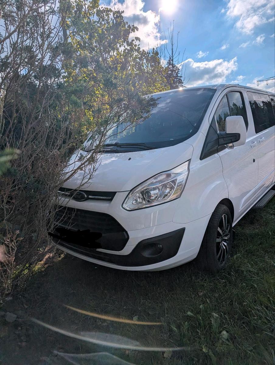 Ford Tourneo Custom