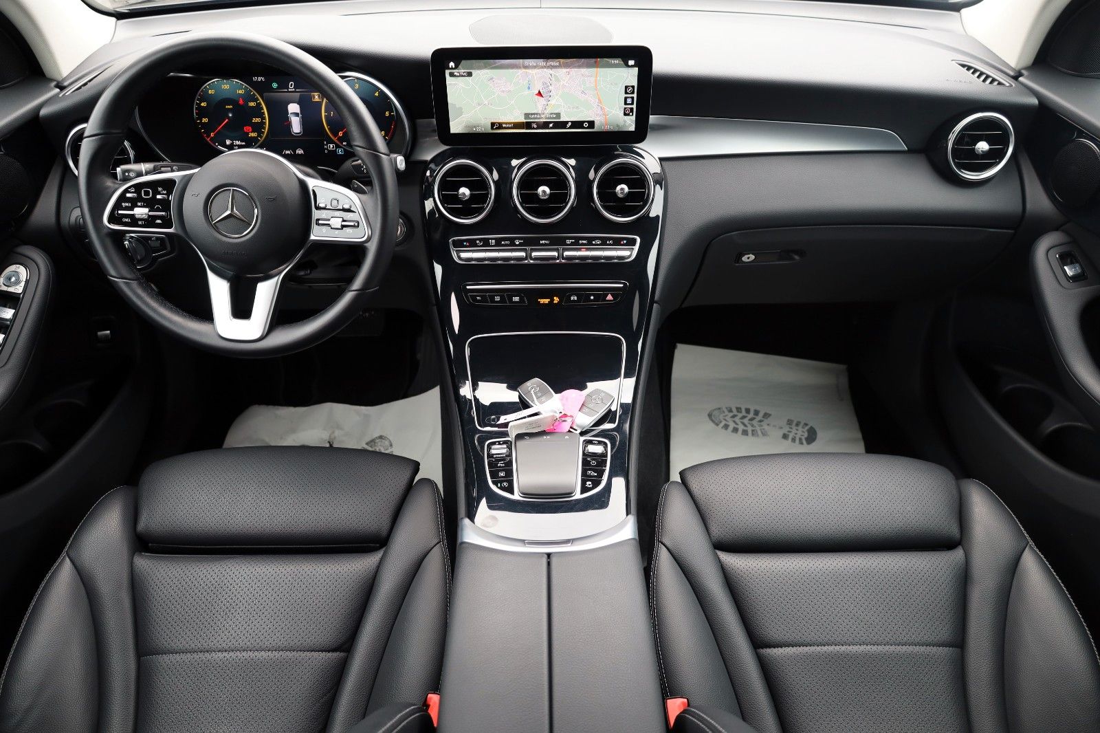 Fahrzeugabbildung Mercedes-Benz GLC 200 d,Leder,Navi,LED,SH,Kamera,ACC