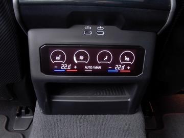 صورة مصغرة 15 لـ 2023 BMW I5