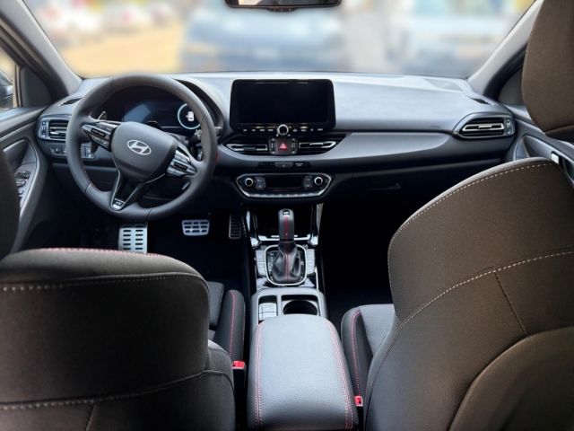 Fahrzeugabbildung Hyundai i30 Kombi (MY26) 1.6 T-GDI (150 PS) 7-DCT N Line