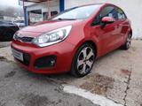 Kia Rio Spirit/1.Hd/Automatik/84TKM/SitzH/PDC/ - rote Kia Rio