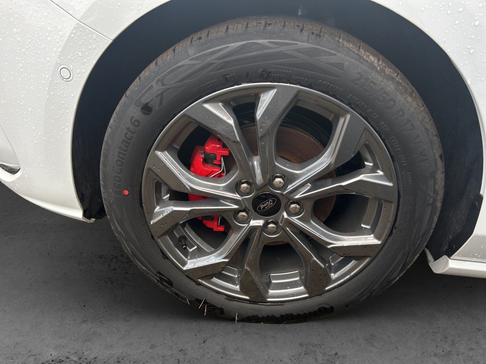 Fahrzeugabbildung Ford Ford Focus Turnier Ecoboost ST-Line