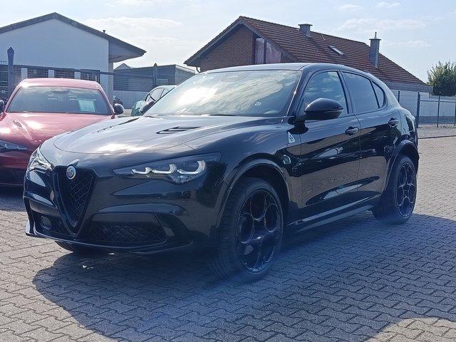 Alfa Romeo Stelvio Quadrifoglio Q4 #Pano #TechPaket