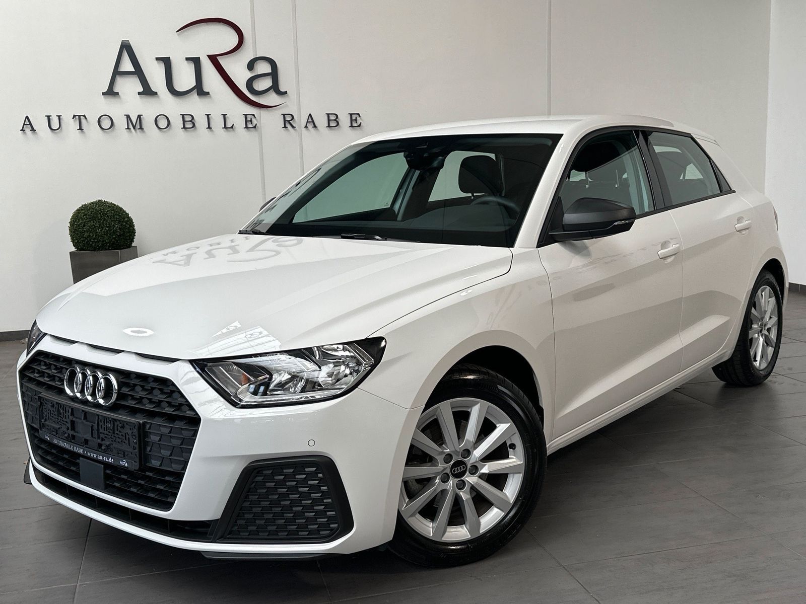 Fahrzeugabbildung Audi A1 35 TFSI Sportback Aut. NAV+PDC+DAB+VCOCKPIT