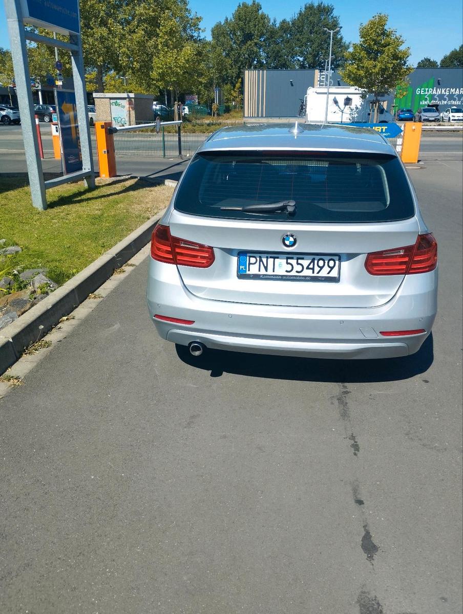 BMW 320 2012 — photo 7