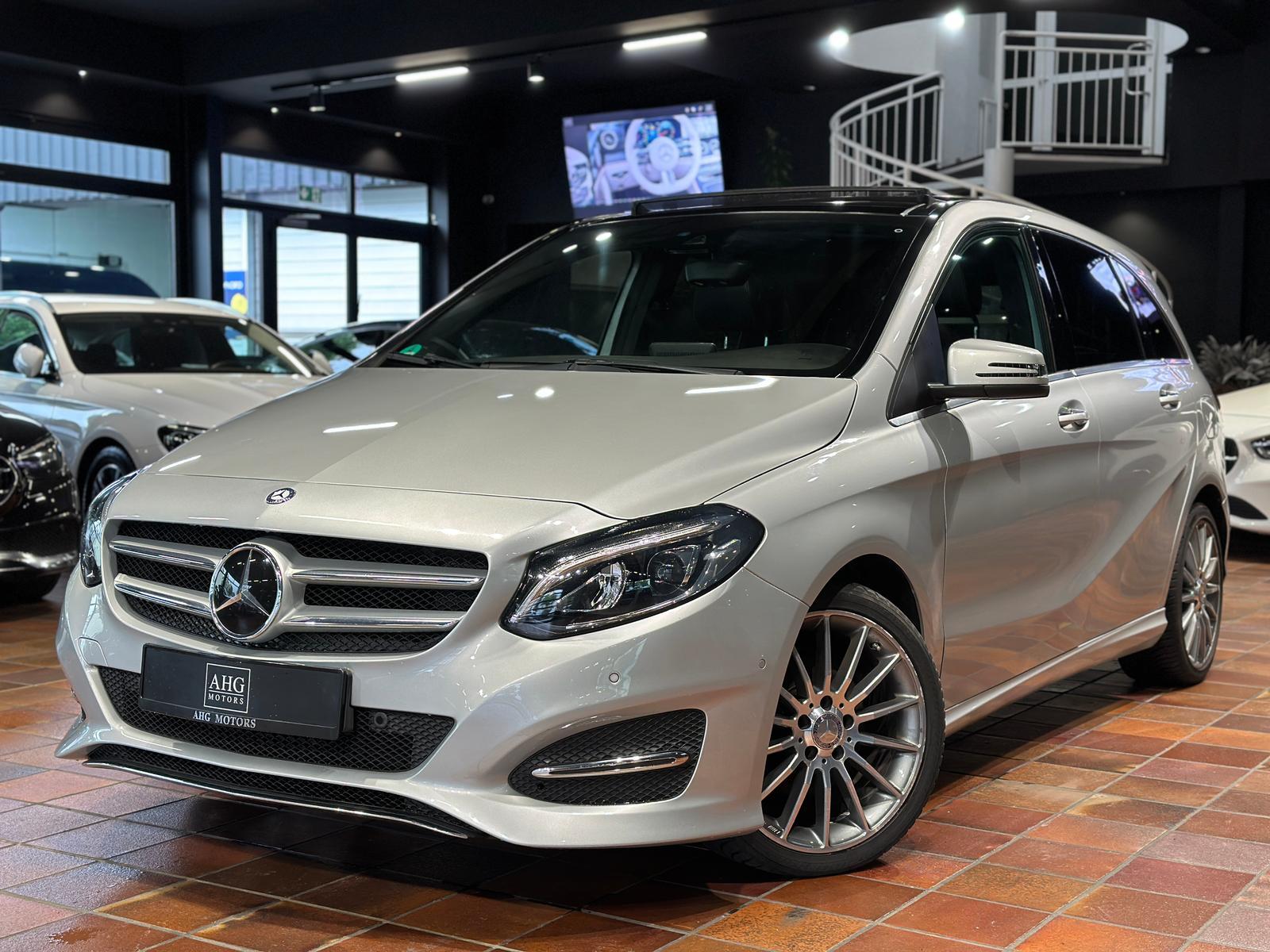Mercedes-Benz B 220d PANO DISTRONIC ILS MEMORY KEYLESS AHK AMG