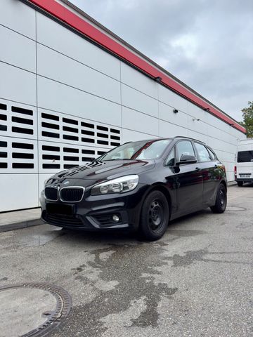 BMW 216d Active Tourer Advantage