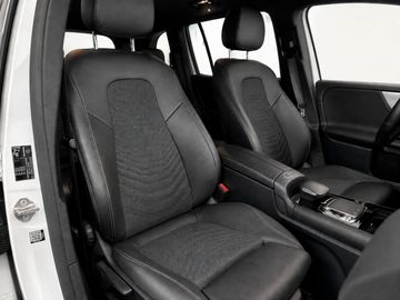 Mercedes GLB 200 - 10
