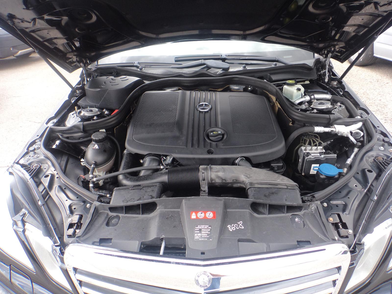 Mercedes-Benz E 220 CDI Lim.BlueEfficiency Automatik Navi