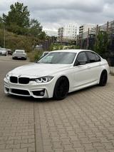 BMW F30 mit F80 M-Optik Umbau | LED | M3 L... - BMW M3 mit Diesel-Antrieb