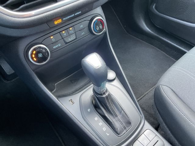 Fahrzeugabbildung Ford Fiesta 1.0 EcoBoost Cool&Connect Autom. Tempomat