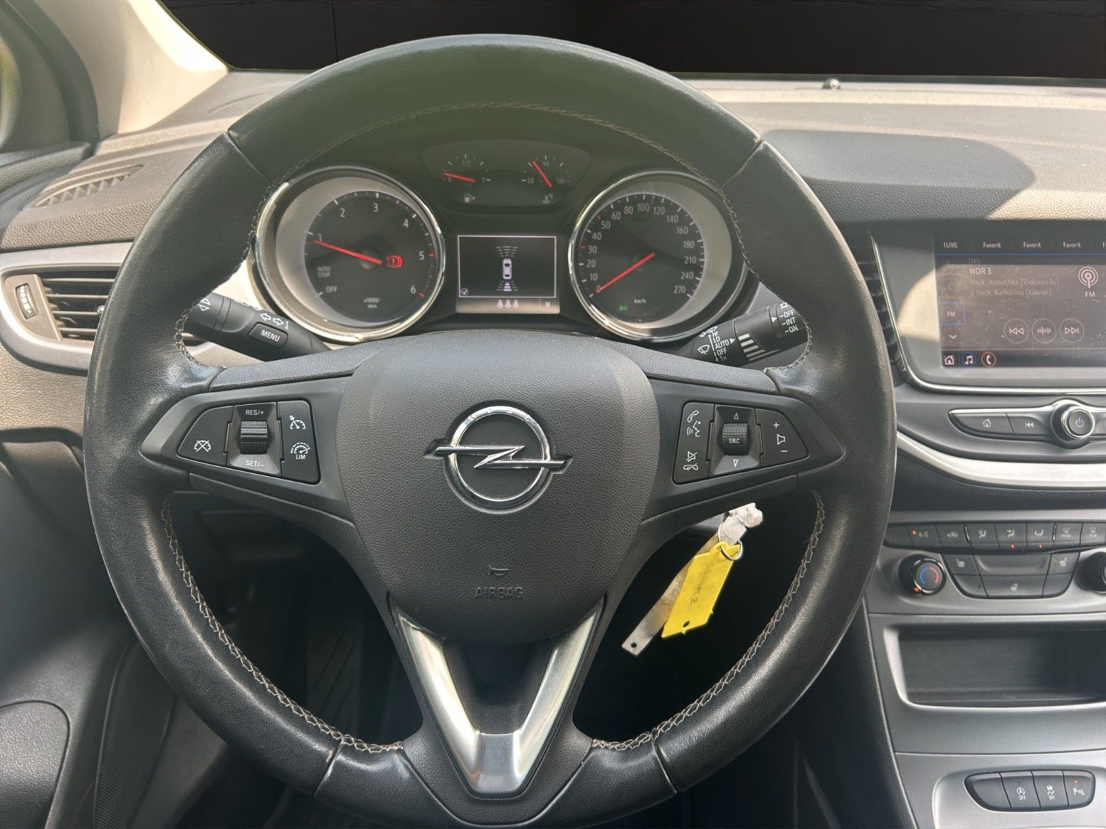 Fahrzeugabbildung Opel Astra K Sports Tourer Aut./Kamara/ Start/Stop