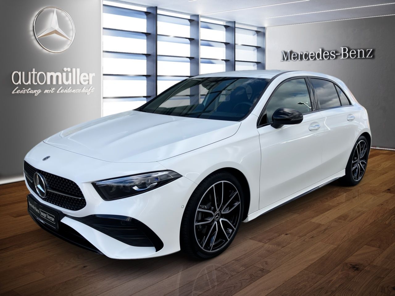 Mercedes-Benz A 200 d AMG+NIGHT+AHK+MULTIB+DISTR+KEYLESS+QI+