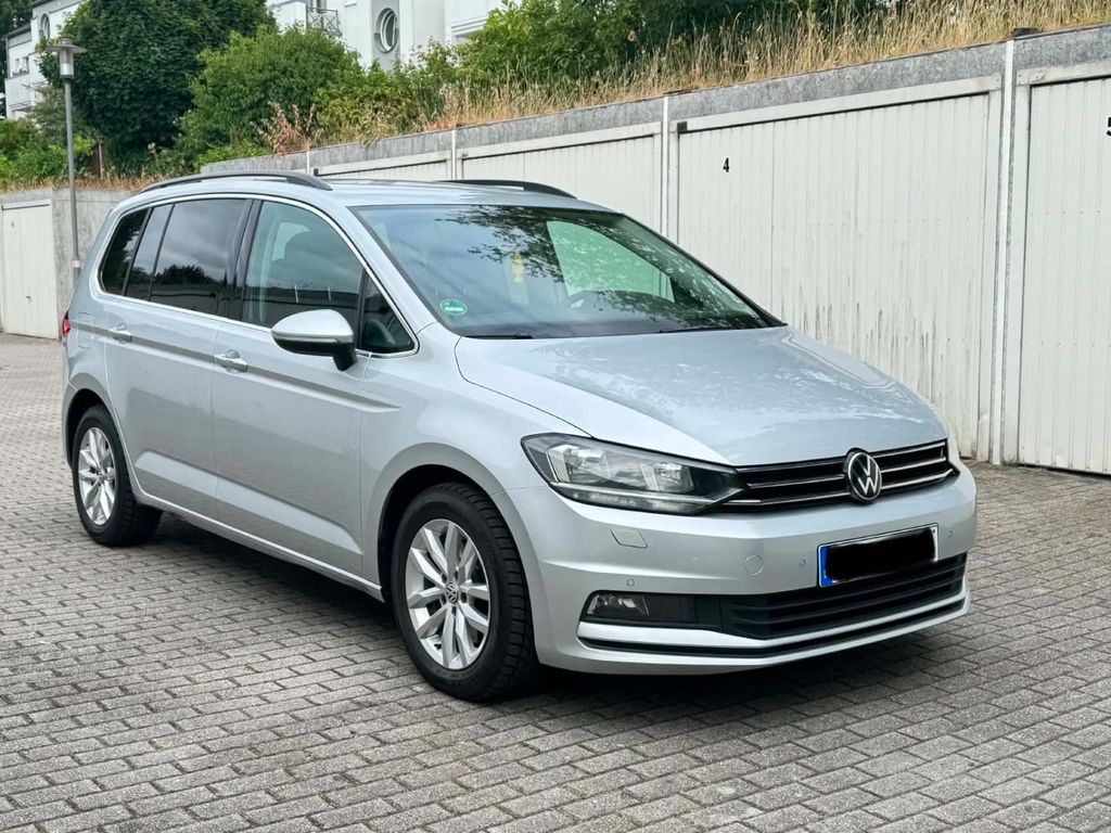 Image of Volkswagen Touran
