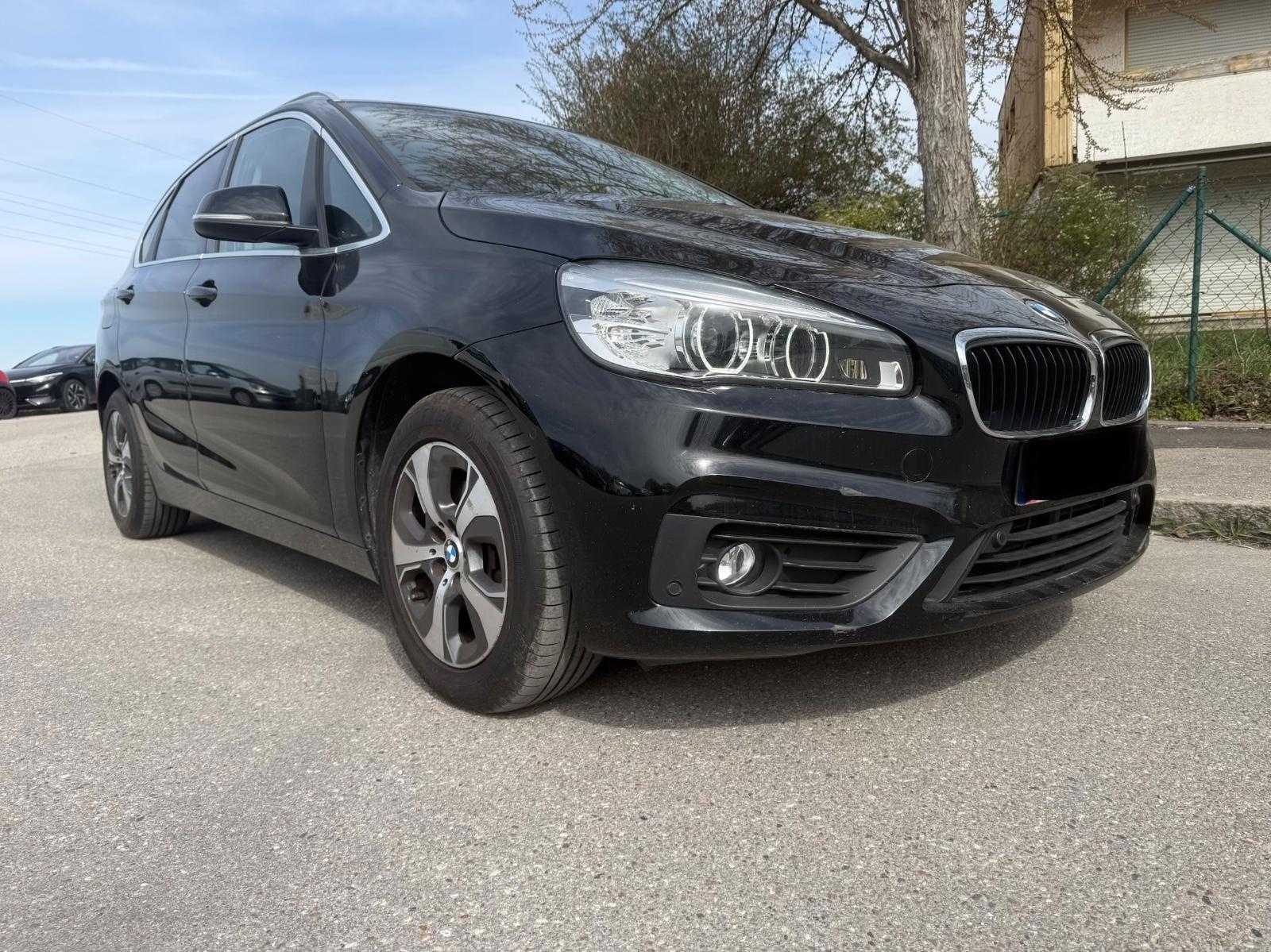 BMW 220 Baureihe 2 Active Tourer 220 d Automatik