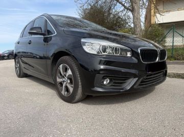 BMW 220 - 4