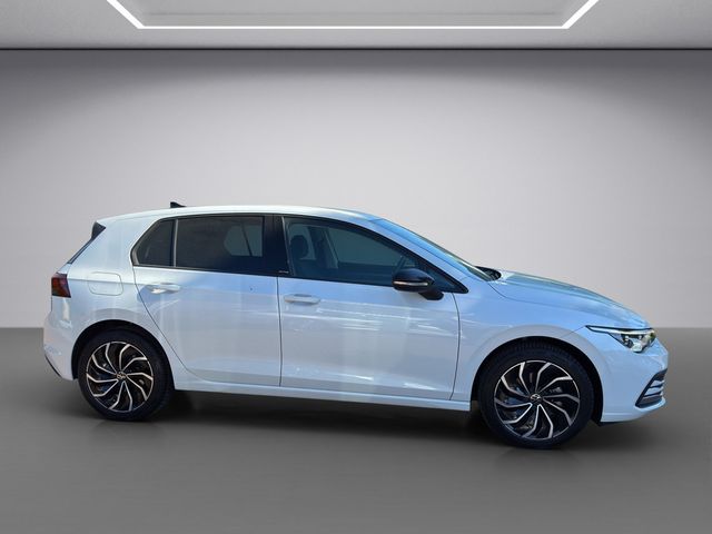 Golf VIII 2.0 TDI Active SHZ KAMERA NAVI ACC LED