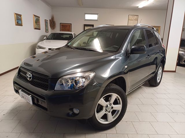 Toyota RAV4 2.0 BENZINA GPL Sol