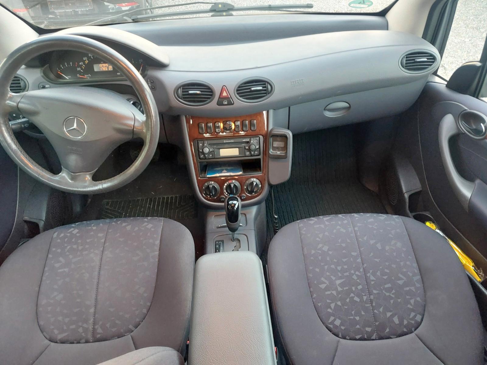 Mercedes-Benz A170 2004 — photo 25