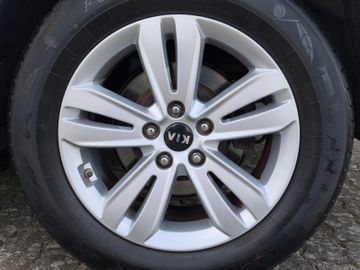 Kia Sportage Spirit2WD*Bi-Xen*Navi*Kamera*SHZ*PDC*