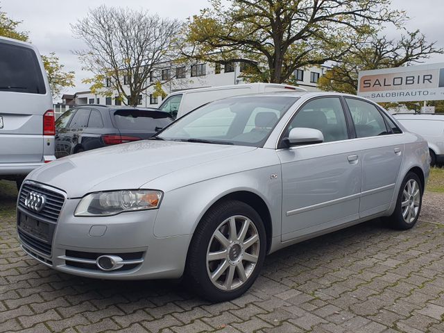 Audi A4 Lim. 2.0 TFSI quattro BOSE Leder Navi Xenon