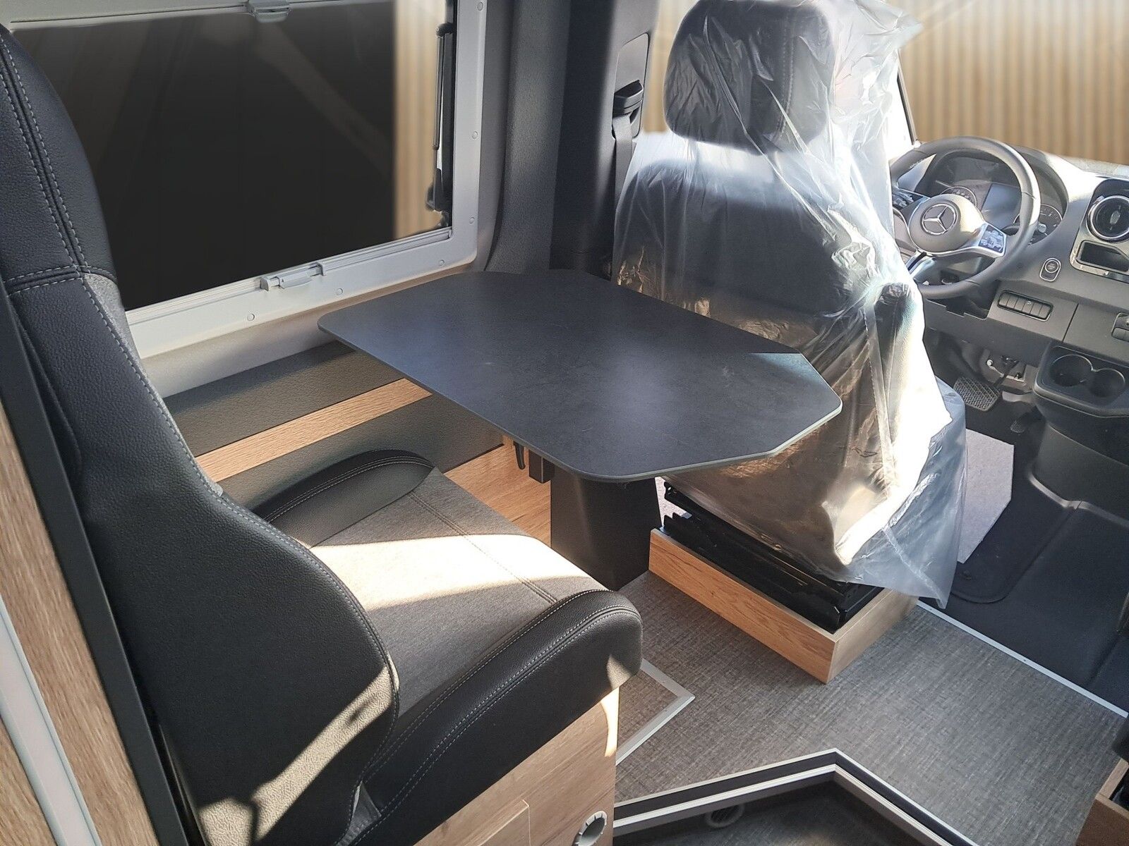 Fahrzeugabbildung Pössl Roadstar X Mercedes 190 PS Solar, Dachklima,