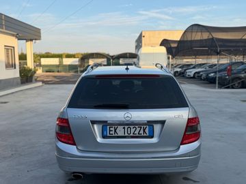 Mercedes C 220 - 10